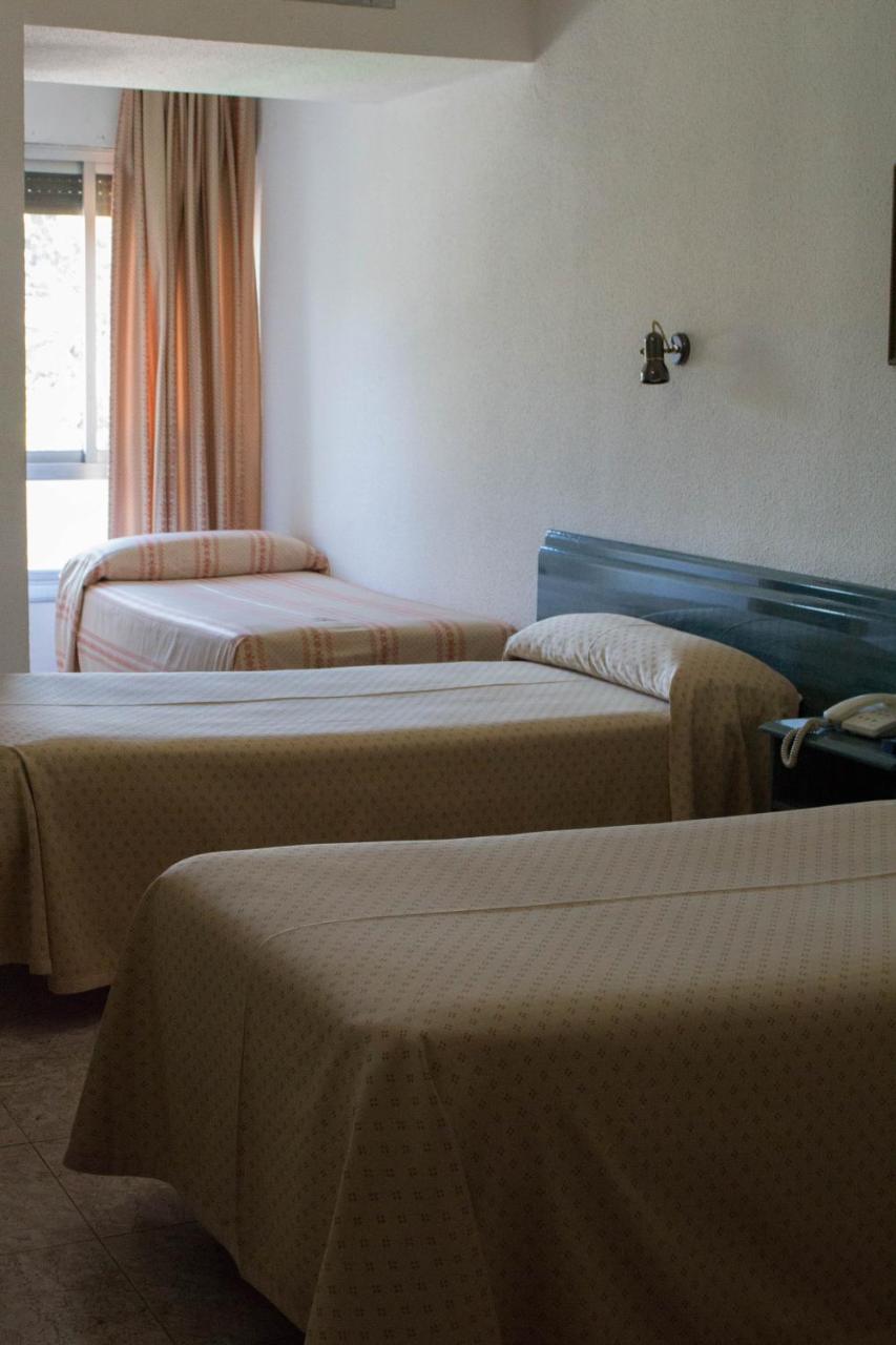 Double Room Extra Bed,757527676:JPEG